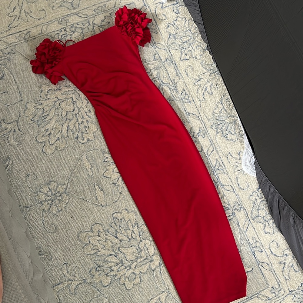 Red Fiesta dress slimming ruffle